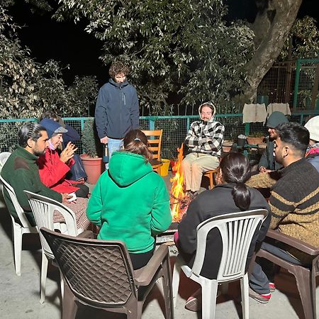 Zu-Zu Hostels Shimla Eksteriør billede
