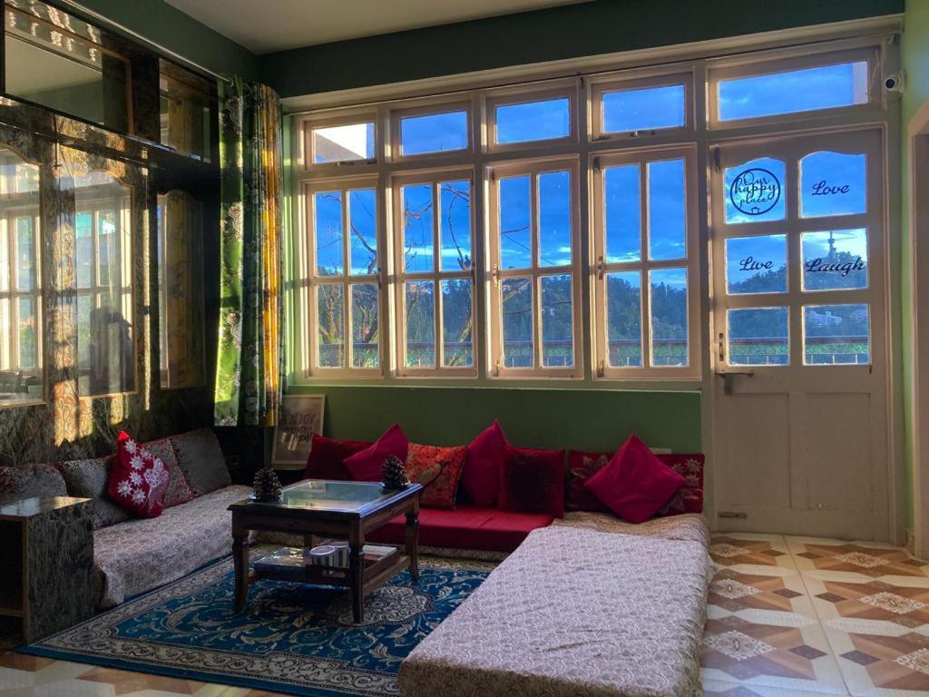 Zu-Zu Hostels Shimla Eksteriør billede