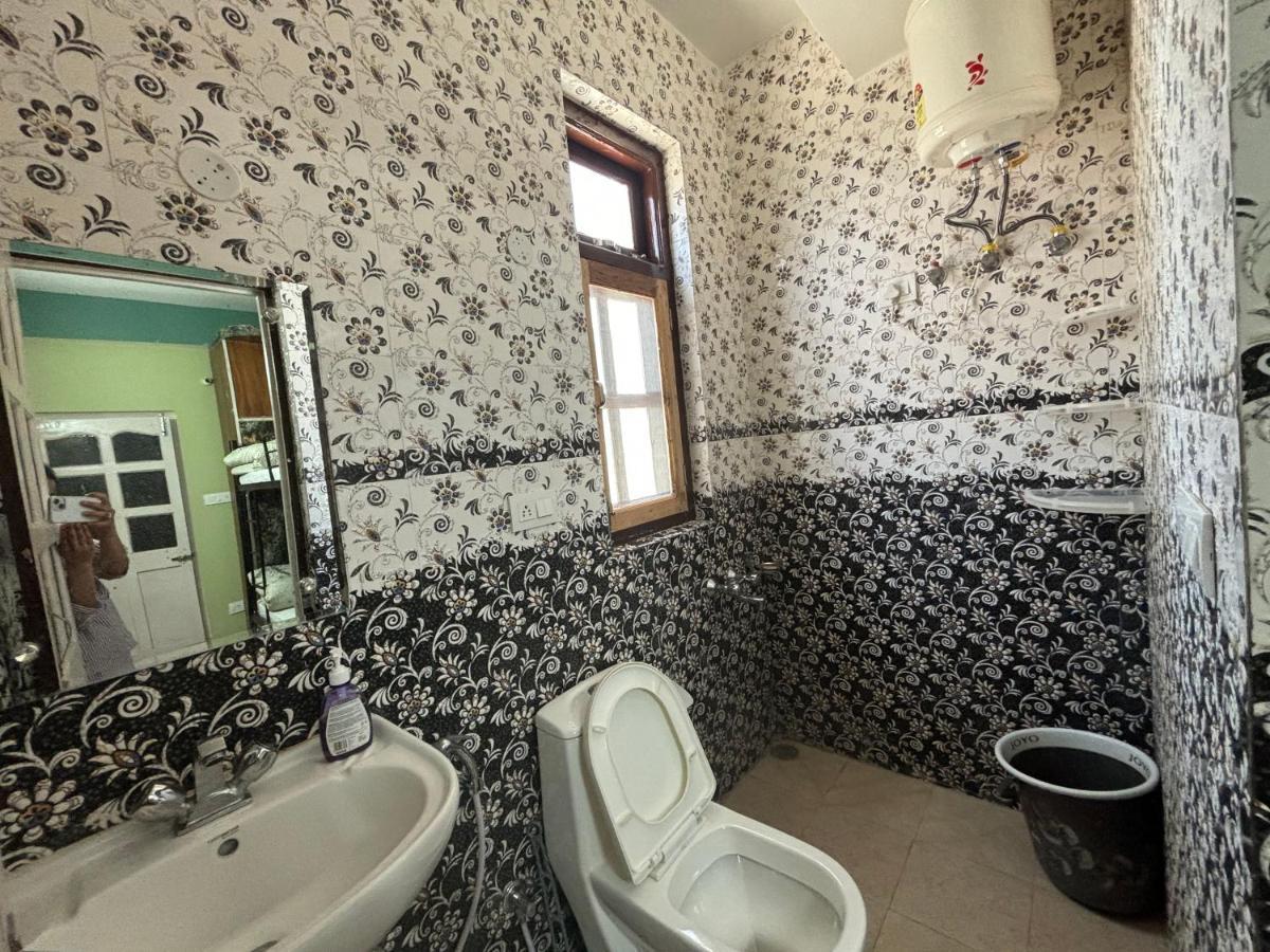 Zu-Zu Hostels Shimla Eksteriør billede